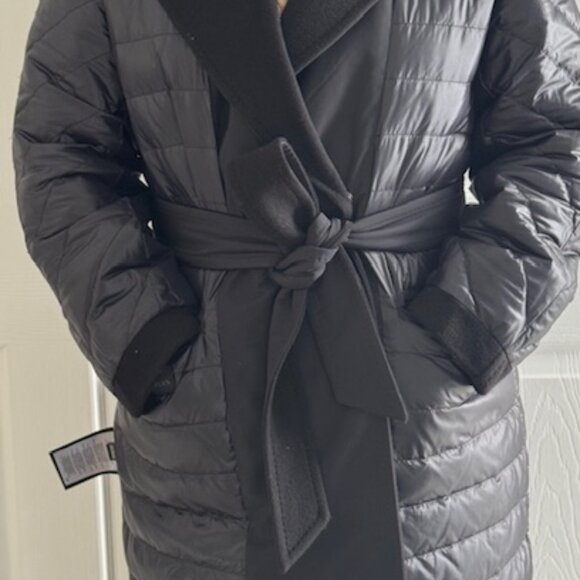 Moose Knuckles Jackets & Blazers - Ladies Moose Knuckles, reversable, winter, long coat